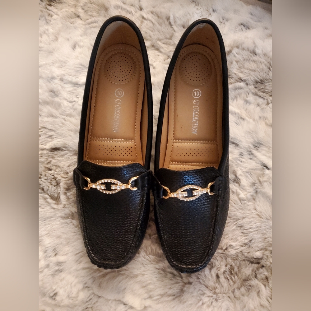 GJ Collection Black Wedge Loafer